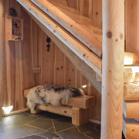 Five-bedroom Holiday In Matredal Hébergement de vacances *